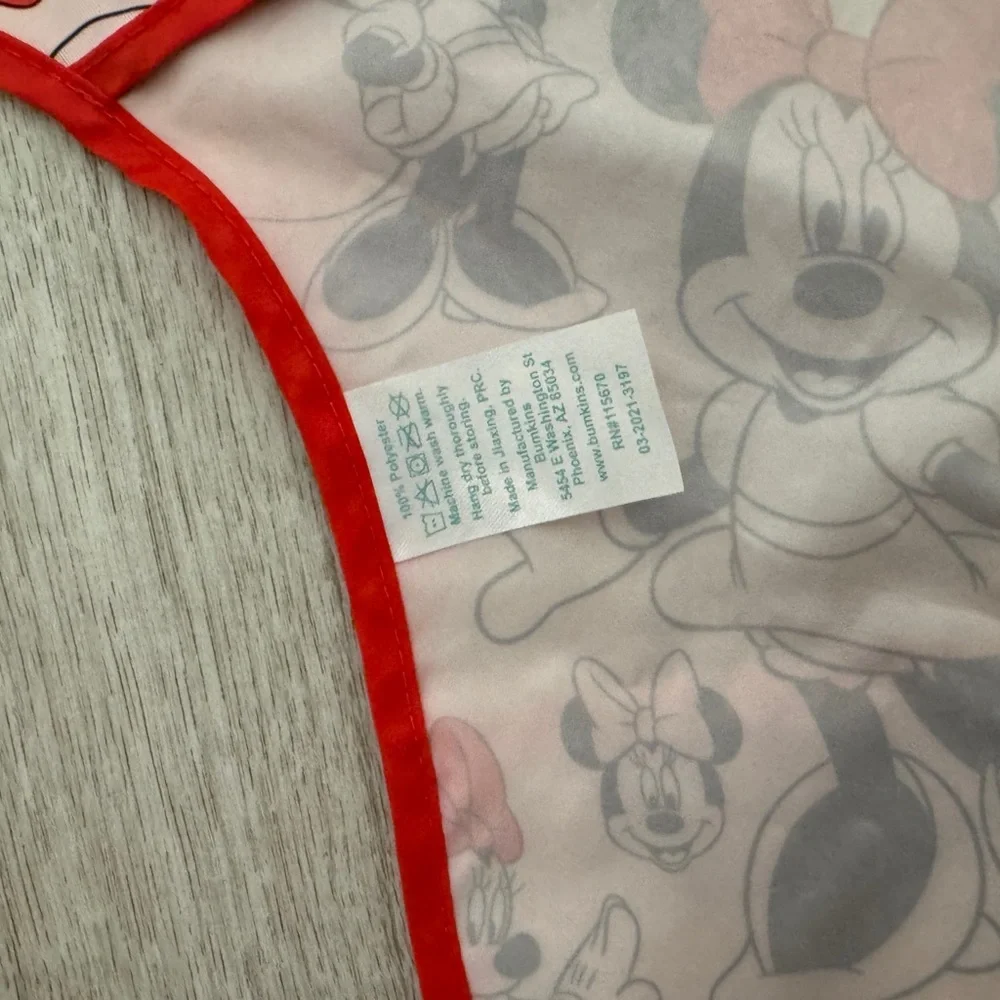 Disney Minnie Mouse Kids long sleeve bib  - Pink and Red
